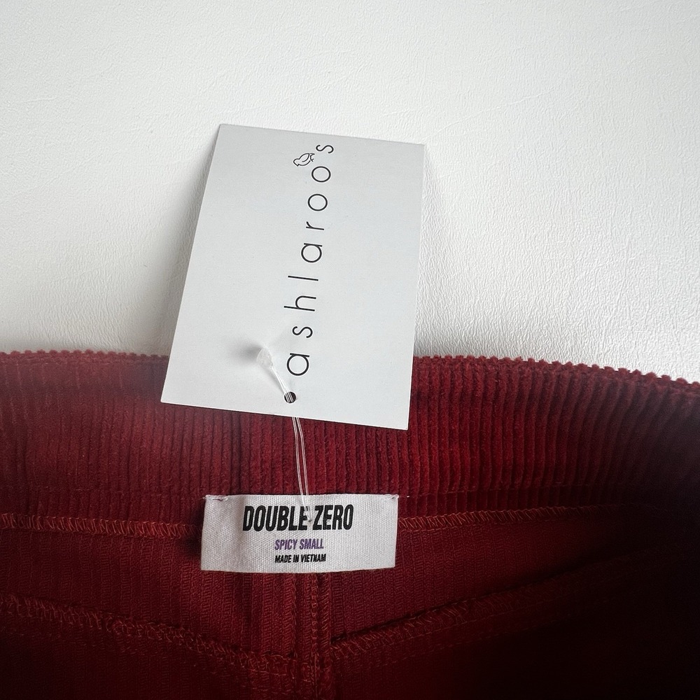 Double Zero Cordurory Red Womens Skirt Size Small Striped Zipper And Pockets - Picture 3 of 10
